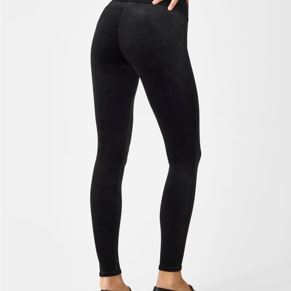 Spanx Velvet Legging - Picture 4 of 10